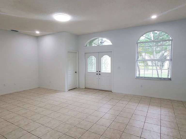 420 SE 23rd Ln — Photo 54