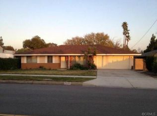 9433 Tamarind Ave, Fontana, CA 92335