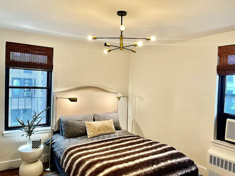 208 E 70th St #5D — Photo 12