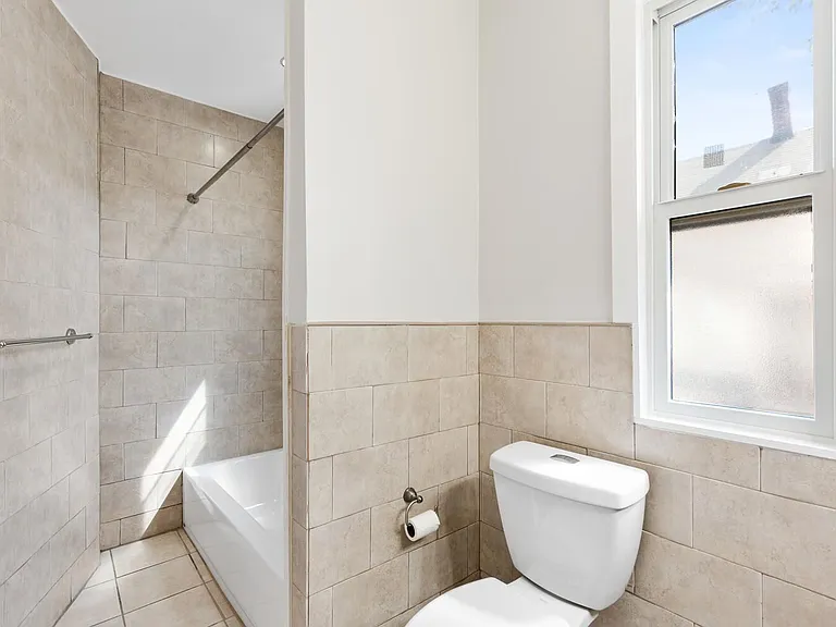 28 Ripley St #2 — Photo 10