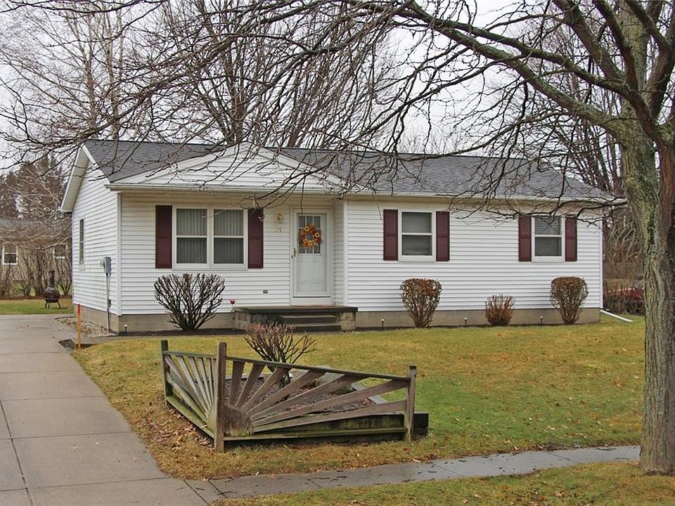 1st image of 311 Pheasant Dr