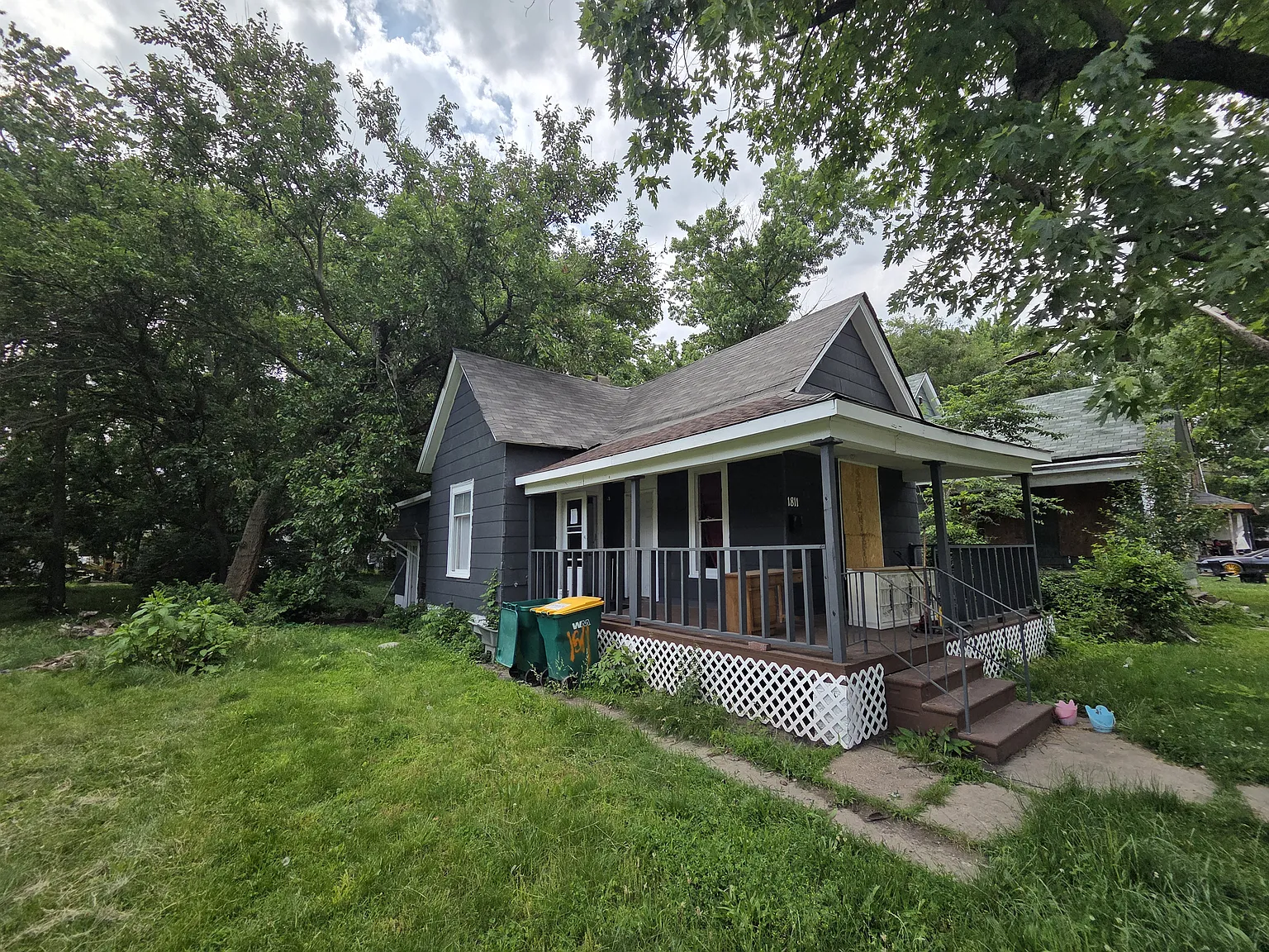 2 bed, 882 sqft, $880 — Photo 2