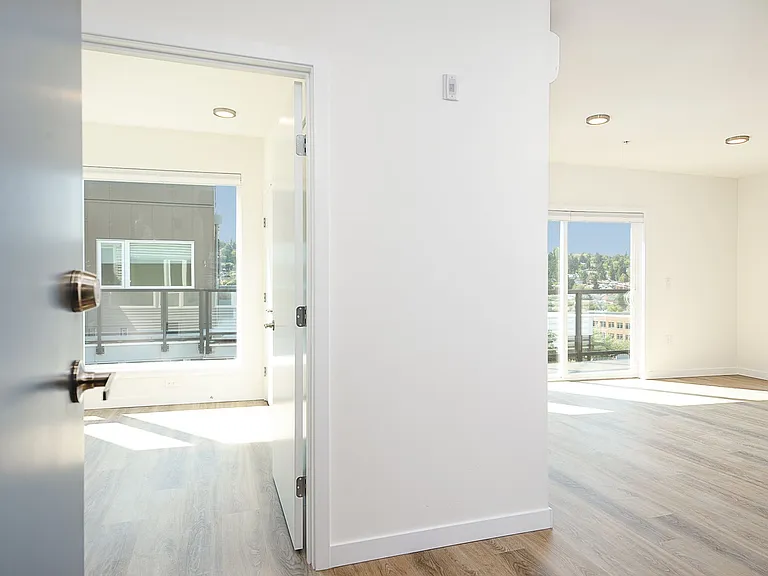 Portal Apartments — Photo 38