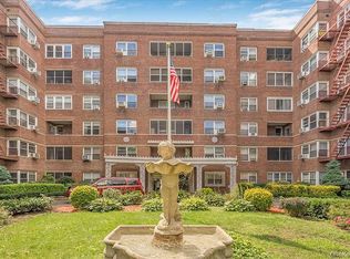 67-66 108th St #B31, Forest Hills, NY 11375