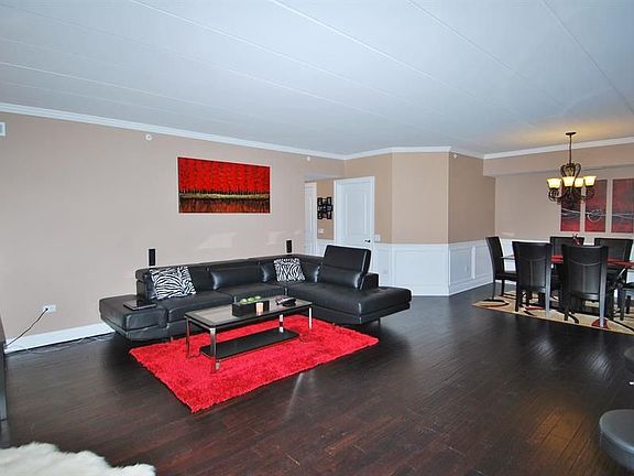 4th image of 17935 Oak Park Ave Unit 3C