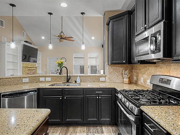 3rd image of 3534 Diaz St