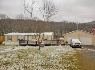 101 Spring St, Chicora Boro, PA 16025