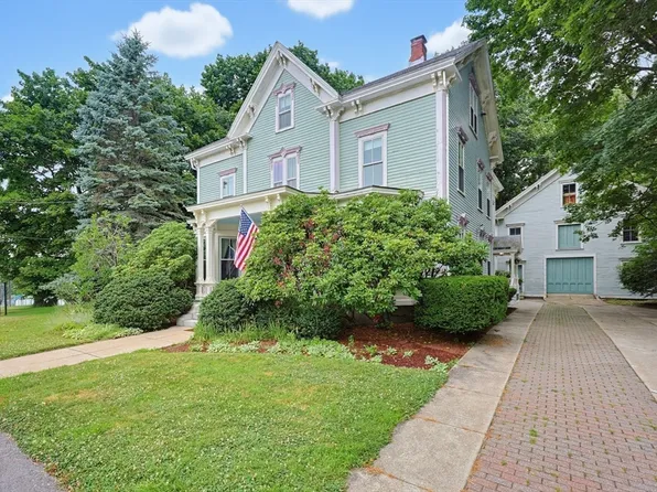 51 Cherry St, Spencer, MA 01562