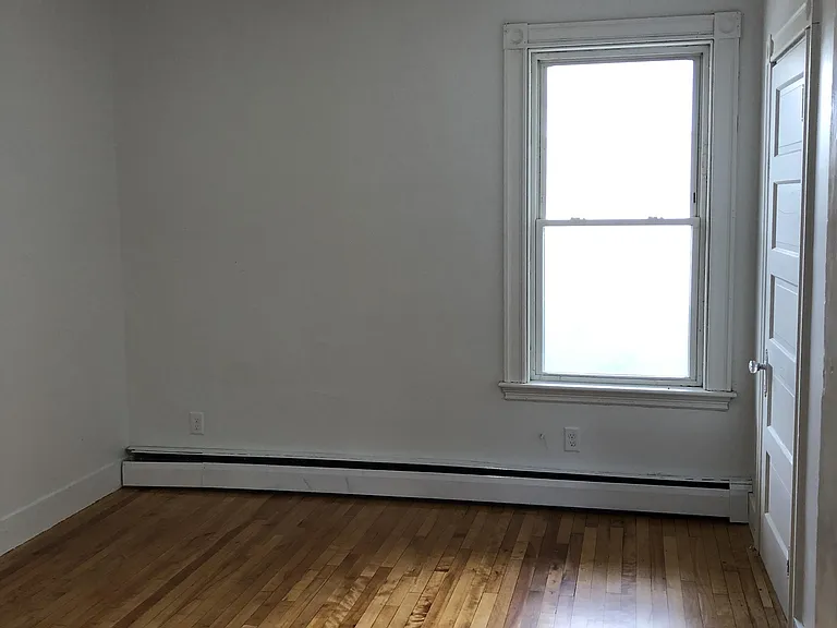 169-171 Oxford St — Photo 7