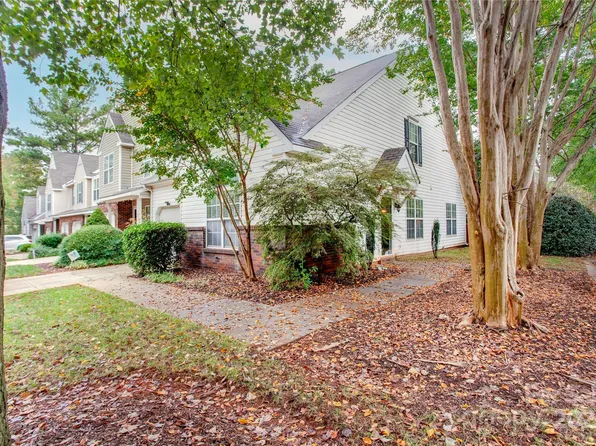 5912 Moose Ln, Charlotte, NC 28269
