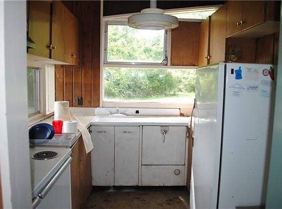 5th image of 1120 Cages Bend Ct