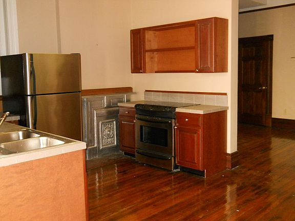 5th image of 1265 Market St APT 201