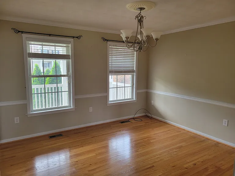 110 Amethyst Dr — Photo 26