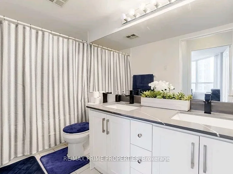 88 Corporate Dr #1201 — Photo 3