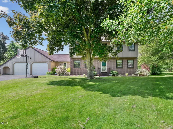 441 Canal Ct, Waterville, OH 43566