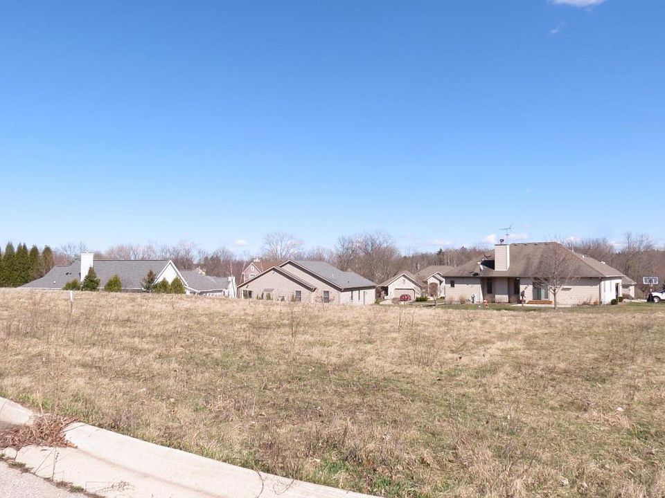 2nd image of 403 Prairie Ct