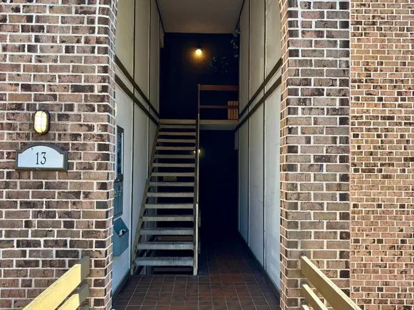 13 Fairway Rd #13D, Reading, PA 19607