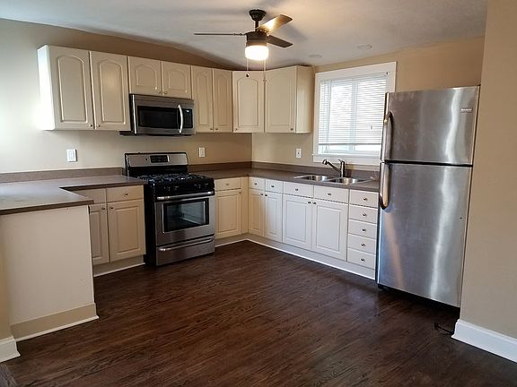 3rd image of 148 Brooks Ave
