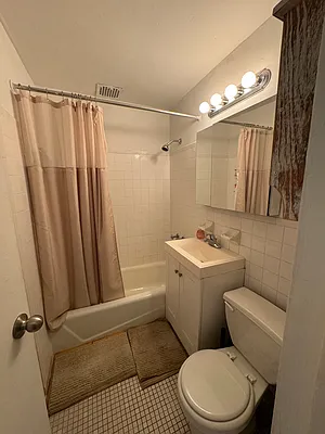 Rented by Joe Gotham LTD | media 7