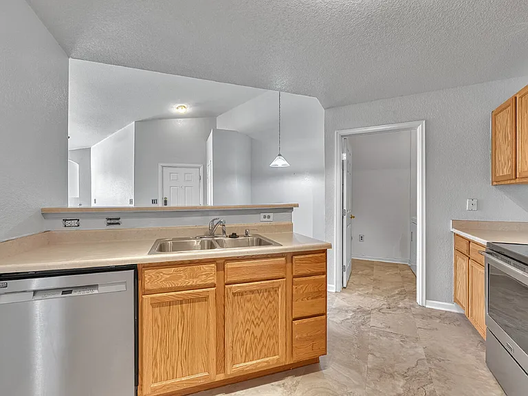 5745 N Genoa Way #13-303 — Photo 2