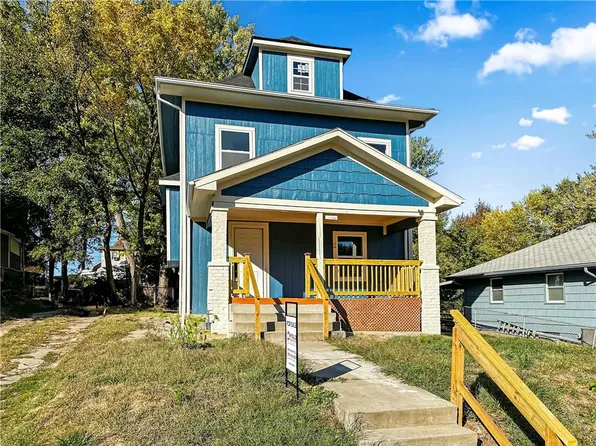 6026 E 12th Ter, Kansas City, MO 64126