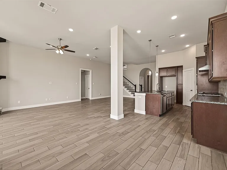 2619 Lilac Point Ln — Photo 14