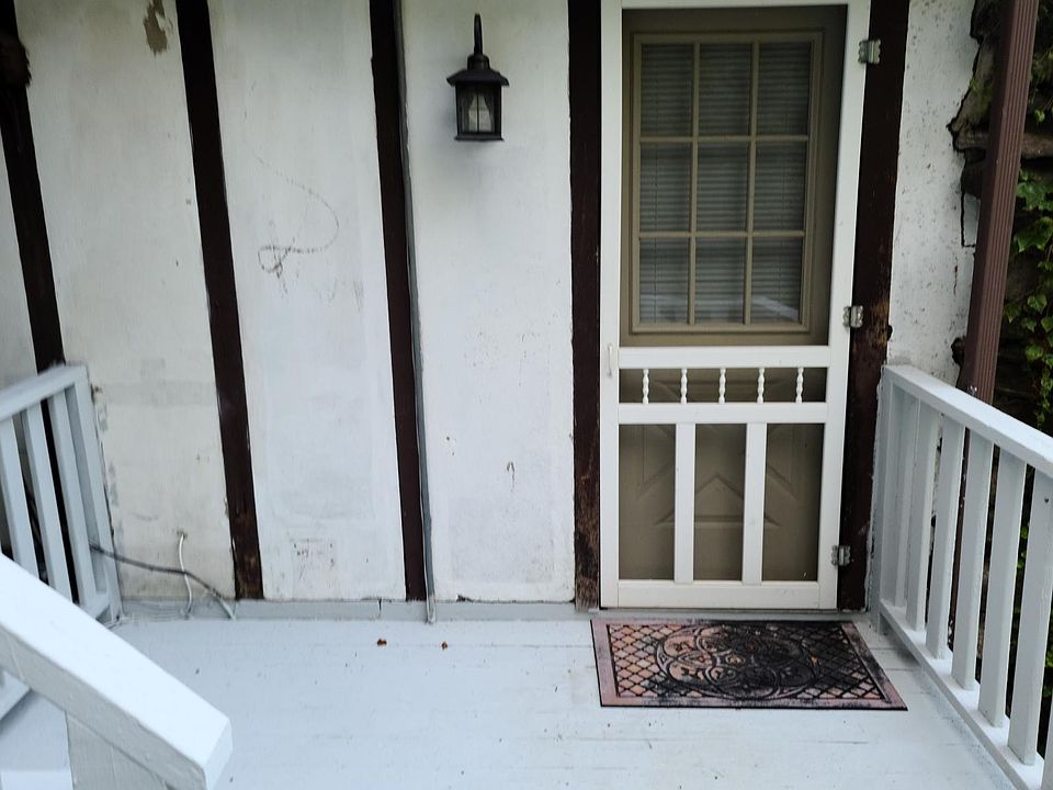 1st image of 10 King Ln #B