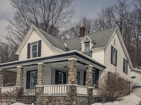 198 Chapman Drive, Amsterdam, NY 12010