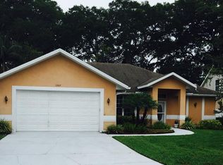 1507 Pinedale Meadows Ct, Plant City, FL 33563