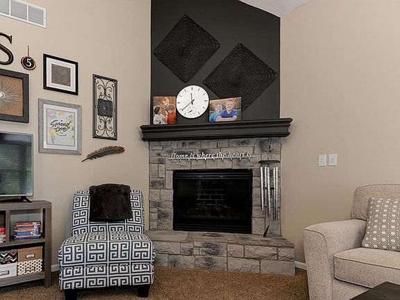 Great interior colors and decor