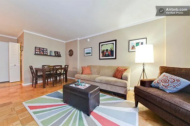 1420 N St NW — Photo 2