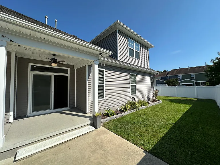 2212 Martlet Ln — Photo 41