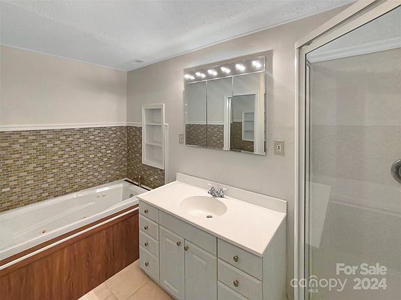 5th image of 3714 Ottington Pl