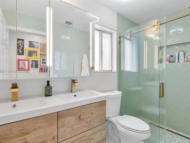 1516 Zenith Way — Photo 27