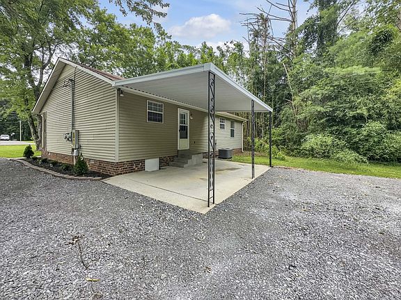 2nd image of 7817 Chadwick Dr