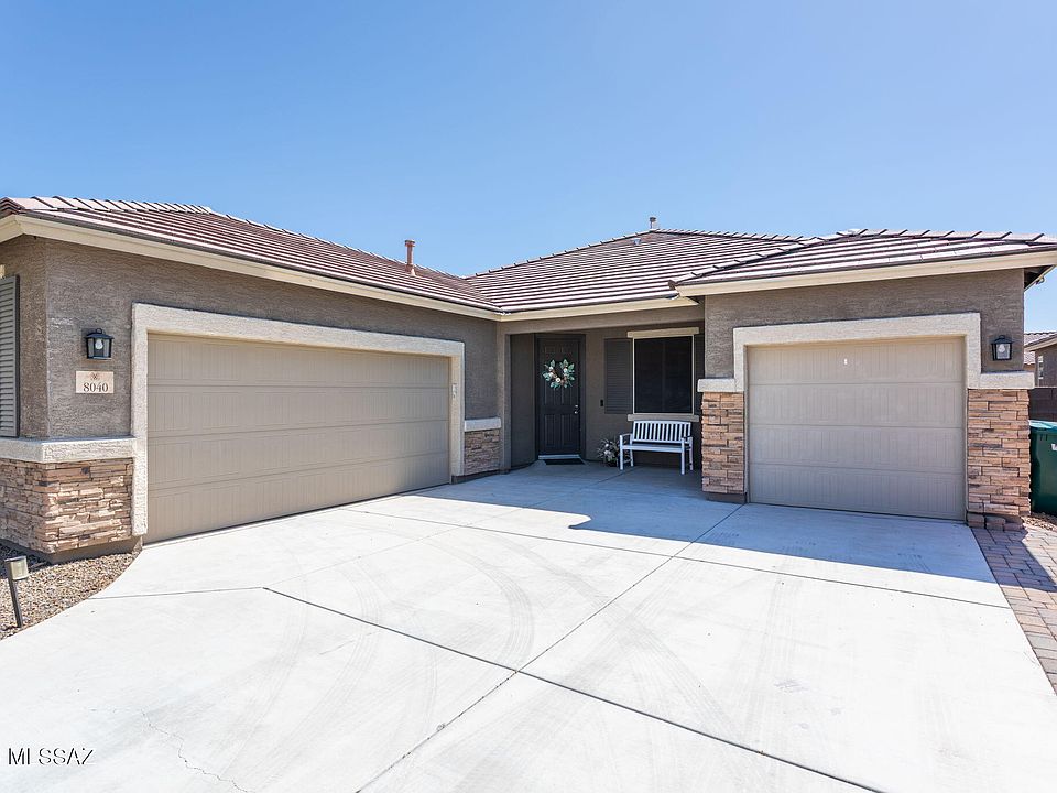1st image of 8040 N Desert Gum Dr