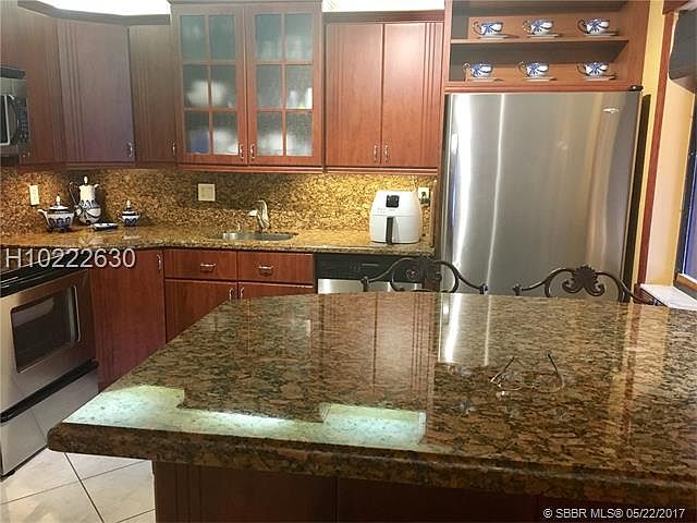 1st image of 197 Lakeview Dr APT 102