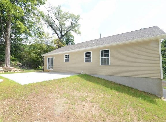 4th image of 66 Waring Dr