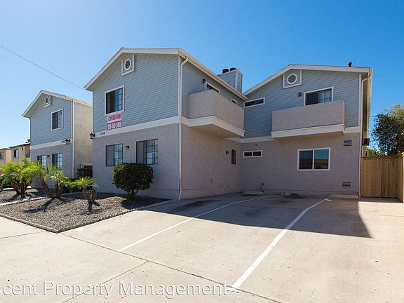 2nd image of 3760 33rd St APT 2