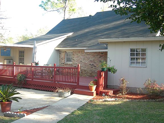 Back yard, deck, hot tub