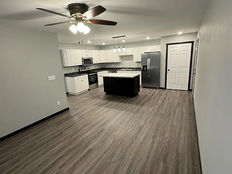 7758 Adrina Dr — Photo 11