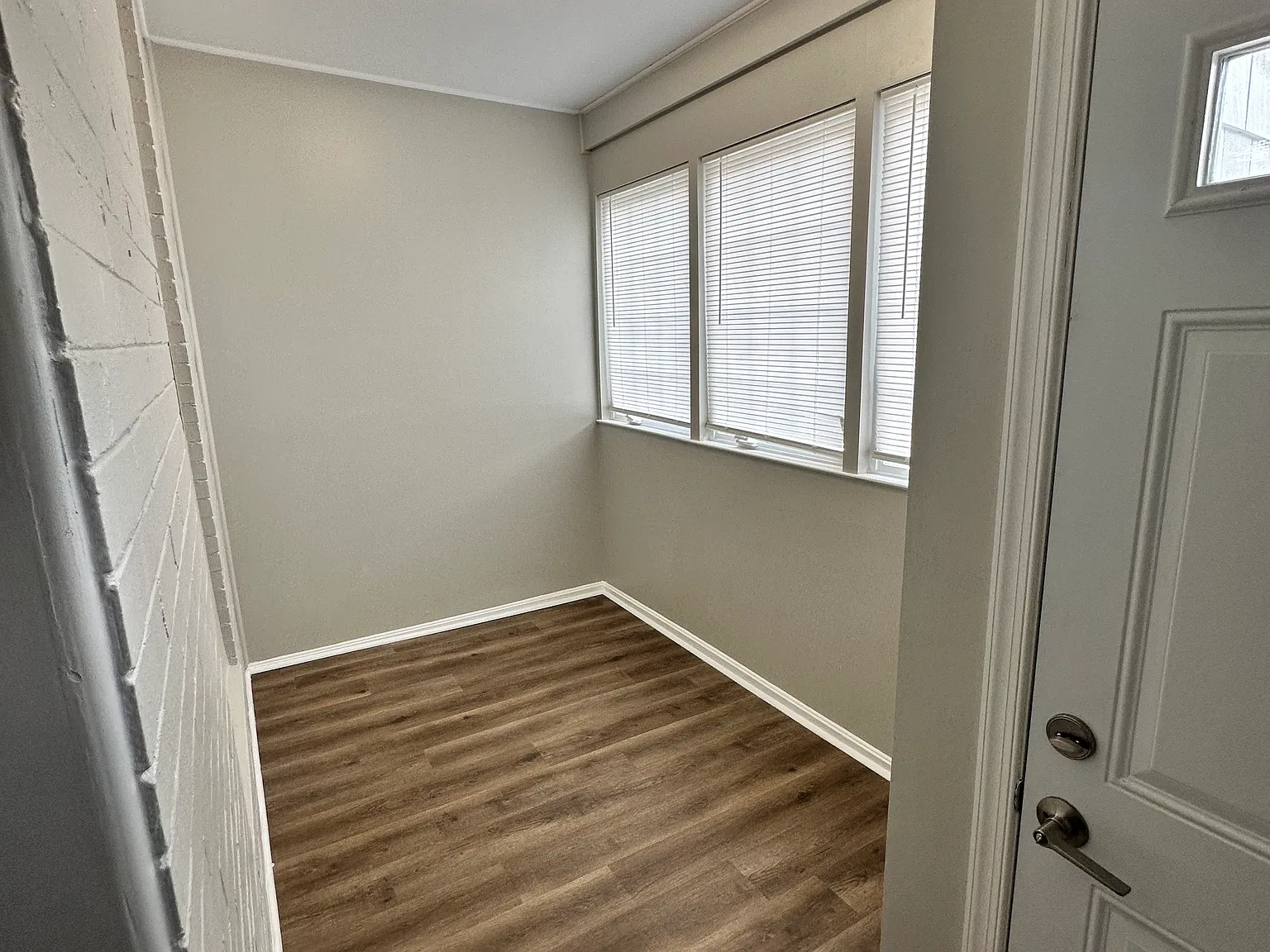 3 bed, 1.5 bath, 1596 sqft, $2,250 — Photo 3