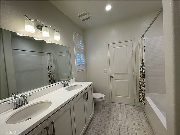 4th image of 2160 Citrus Pl #B