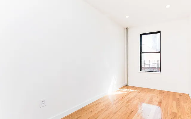 Rented by Uptown Flats LLC | media 19