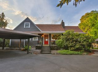 1714 Sherman Ave, Hood River, OR 97031