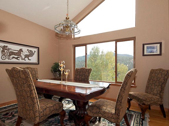 Elegant Formal Dining