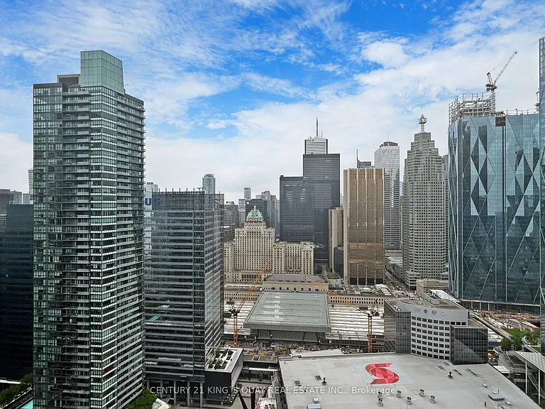 88 Harbour St #4204 — Photo 31