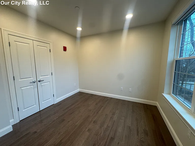 39 Herrick Rd #202 — Photo 11