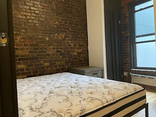 Rented by PocketBroker Inc | media 17