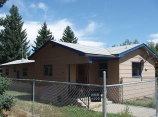 214 N 3rd St, Roberts, MT 59070